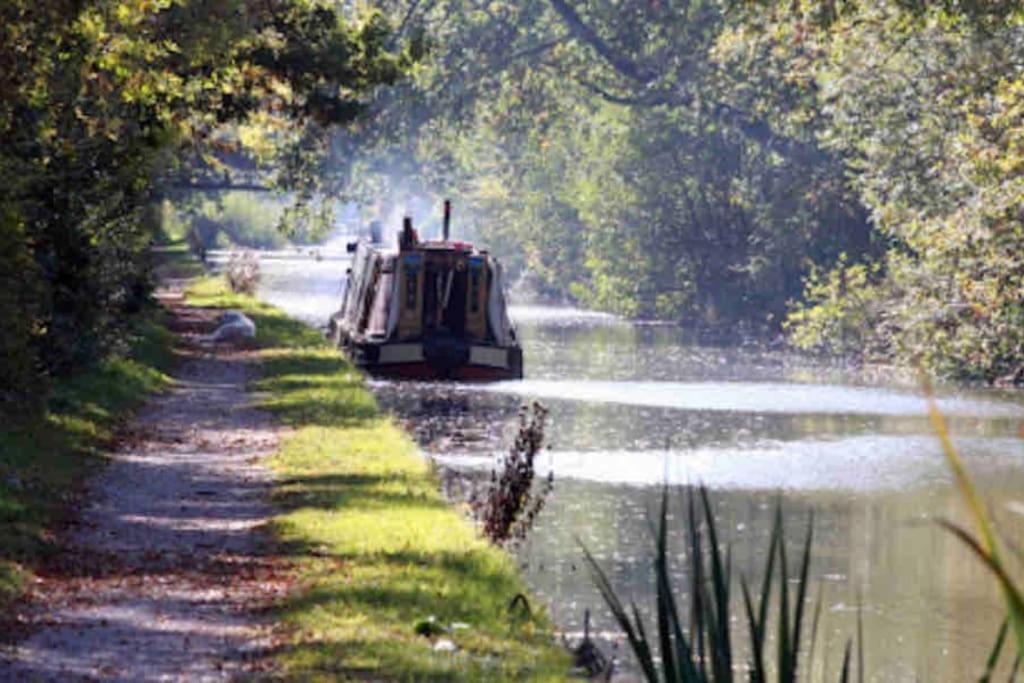 Hidden Gem Canal Facing Retreat With Lovely Walks Hopwas ภายนอก รูปภาพ